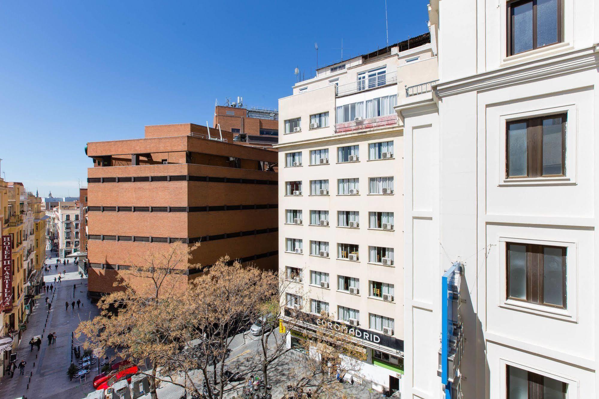 Negresco Gran Via Hotel Madrid Exterior photo